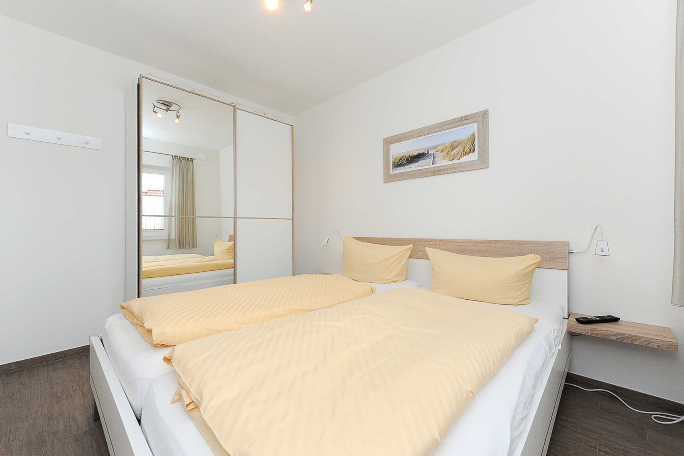 2 bedrooms, travel crib, WiFi