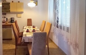 Dining - 2 bedroom amazing apartment in Novi Vinodolski (Novi Vinodolski)