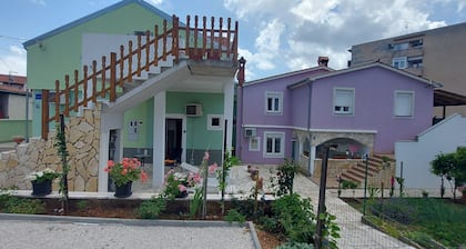 Appartement "Sara" ***