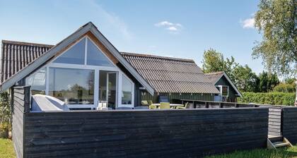 Lovely home in Storvorde with kitchen