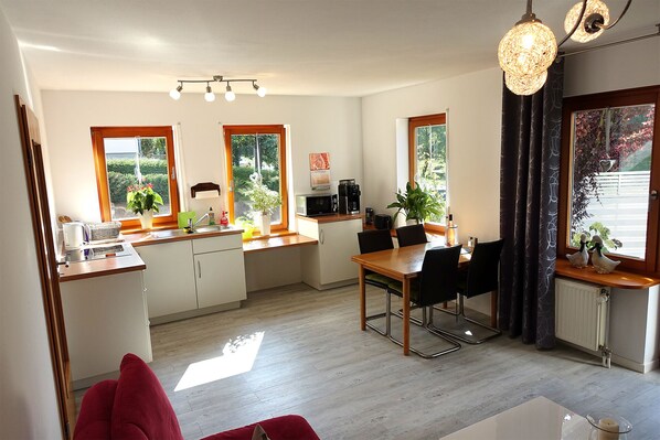 Dining - 2 room apartment on Lake Constance (Güttingen)