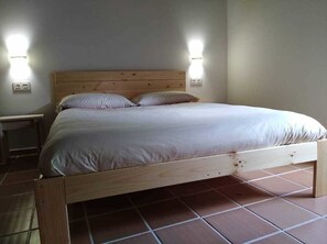 Doppelzimmer, Bergblick | Kostenlose Babybetten, Zustellbetten, kostenloses WLAN, Bettwäsche