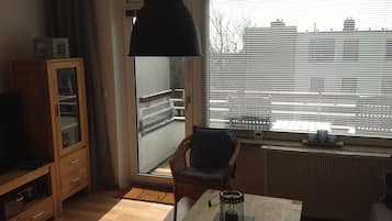 Televisión, libros y estéreo