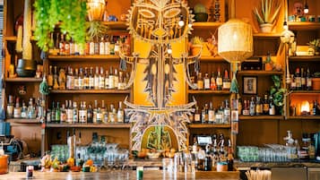 Bar (en la propiedad)