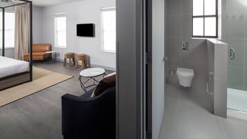 Premium-Zimmer, 1 King-Bett, Stadtblick | Badezimmer
