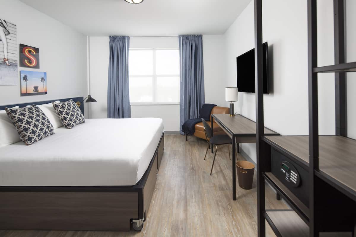 Deluxe King | Premium bedding, in-room safe, soundproofing, free WiFi