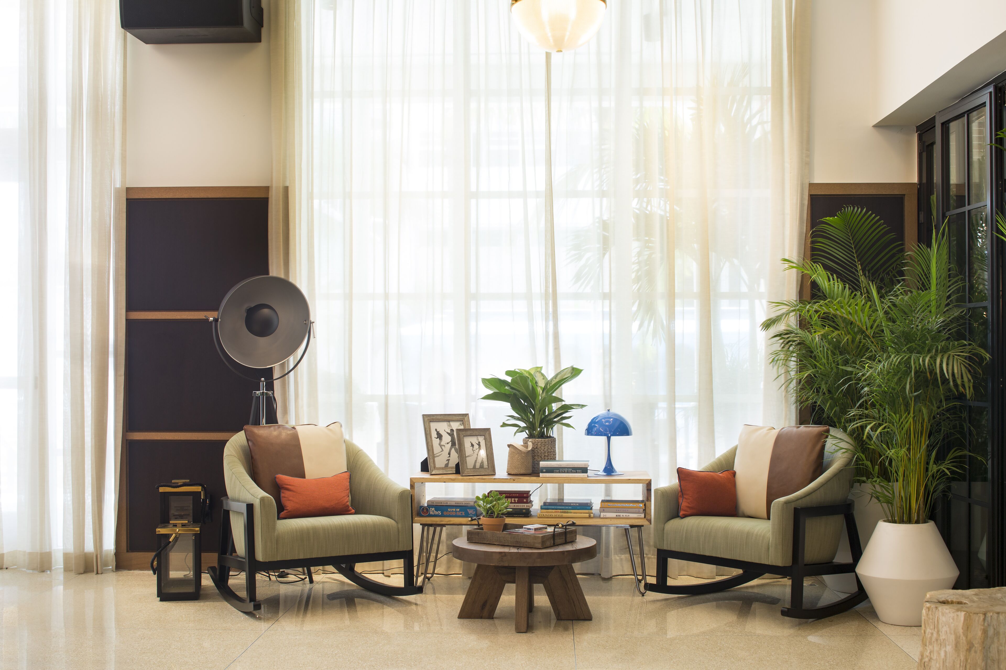 Photo - Generator Miami