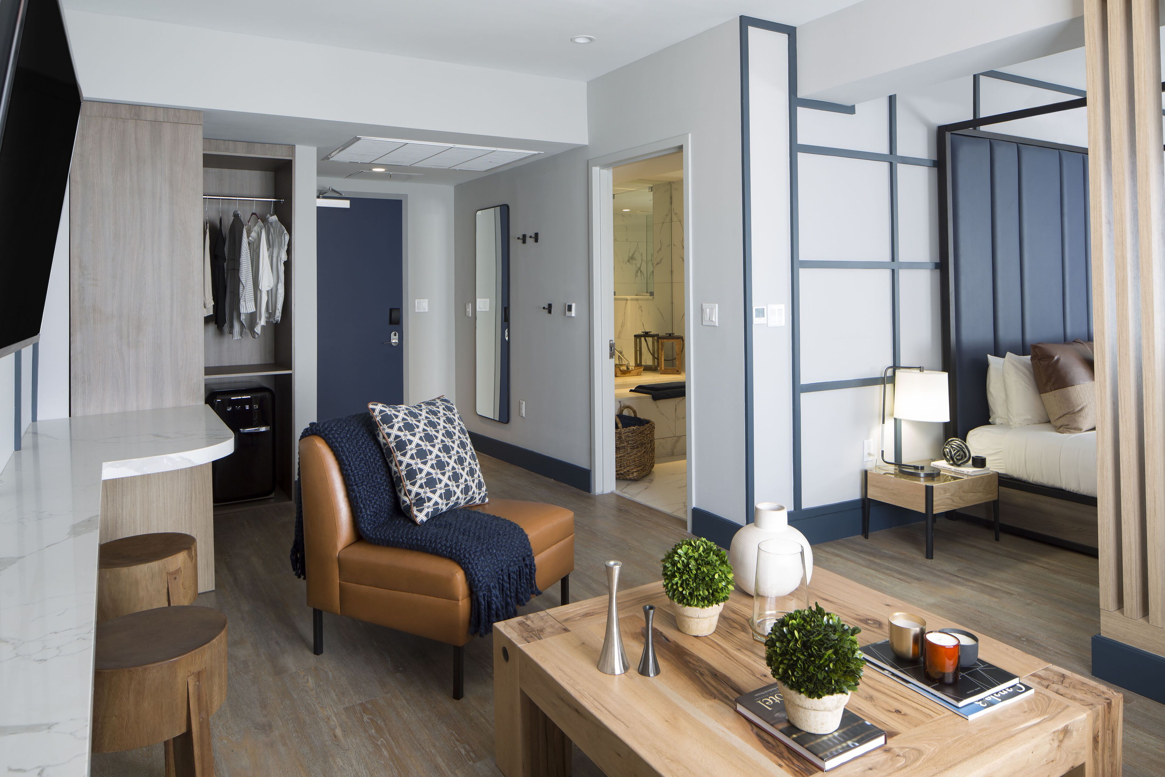 Superior Suite | Living area