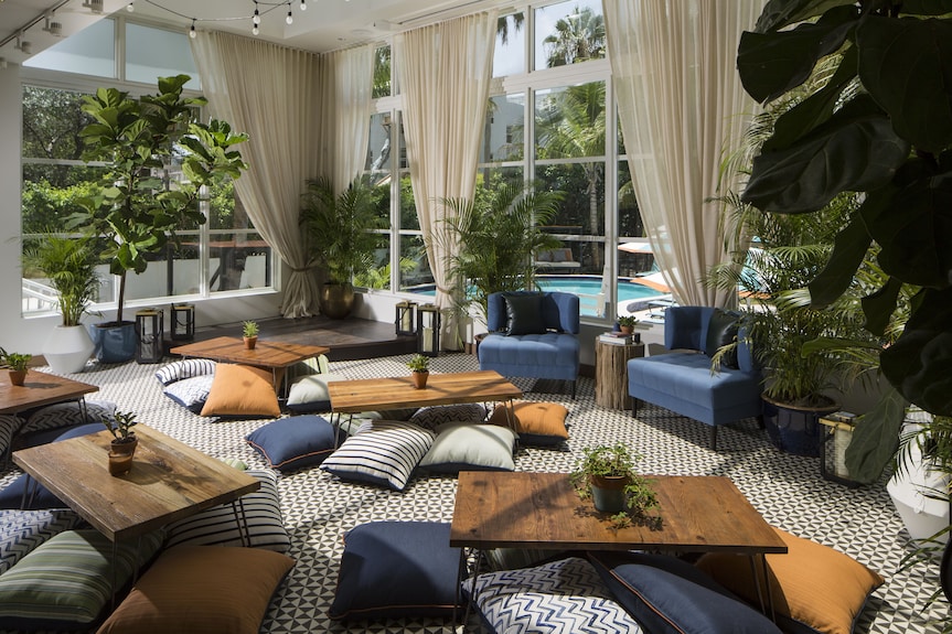 Rendale Miami Beach Hostel