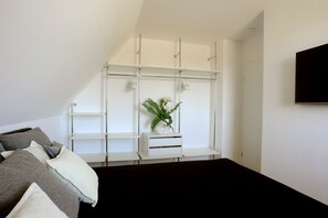 2 Schlafzimmer, Reisekinderbett, kostenloses WLAN, BettwÀsche