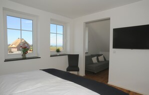 2 Schlafzimmer, Reisekinderbett, kostenloses WLAN, Bettwäsche