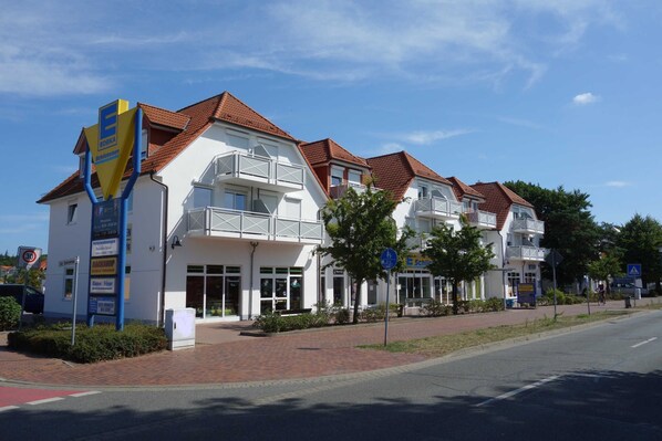 Imagen sin descripción, 1 de 14, botón