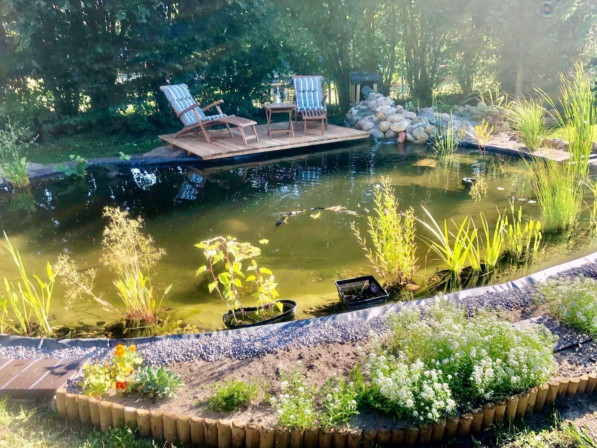 Sitzplatz am Teich