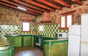 Refrigerador, microondas, parrilla de estufa y lavavajillas 