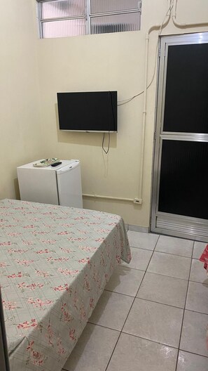 Triple Room | Free WiFi, bed sheets