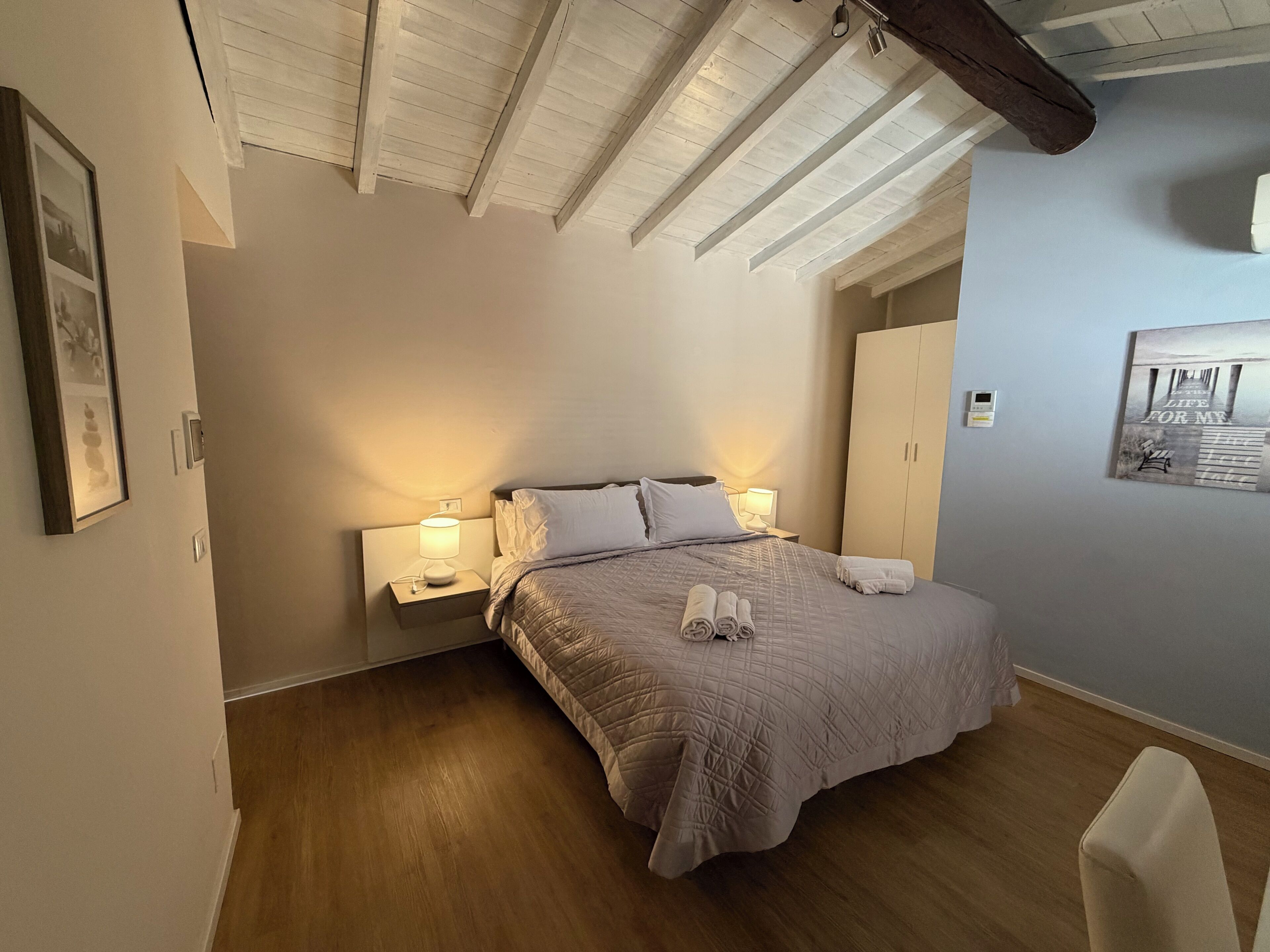 Desk, blackout drapes, free WiFi, bed sheets