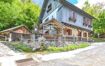 Preciosa casa en Comeglians (UD)