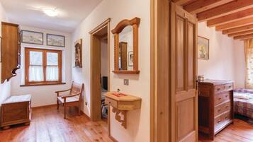 3 chambres, lit parapluie, Wi-Fi gratuit, draps fournis