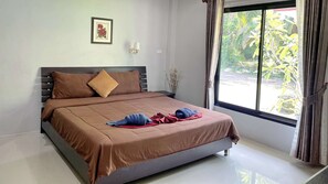 1 chambre, bureau, fer et planche à repasser, Wi-Fi