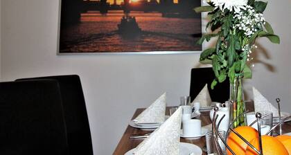 Appartement in Berlin, familienfreundlich, günstig, zentral, bis 14 Personen