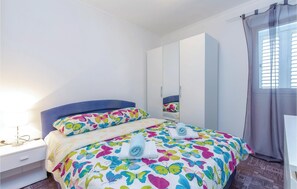 1 chambre, Wi-Fi gratuit, draps fournis