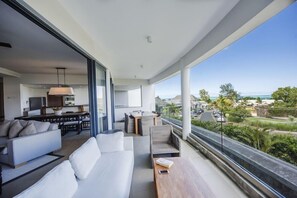 Living area - Life in Blue Azuri Residences (Roches Noires)