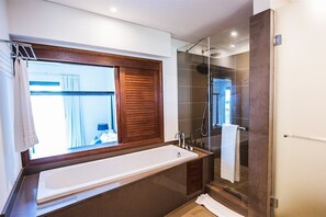 Bathroom - Life in Blue Azuri Residences (Roches Noires)