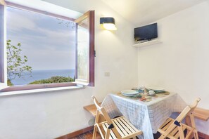 Dining - Cosy apartment in breathtaking surroundings - Studio La Gorgona (Zanca)