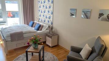 1 Schlafzimmer, Bügeleisen/Bügelbrett, kostenloses WLAN, Bettwäsche