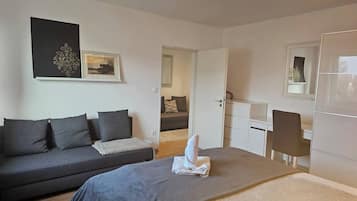 3 Schlafzimmer, Bügeleisen/Bügelbrett, Reisekinderbett, WLAN