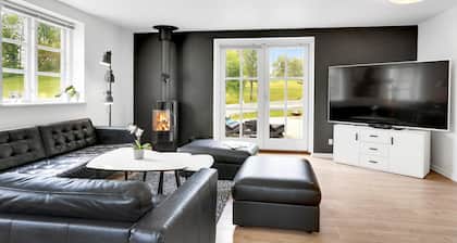 Gorgeous home in Juelsminde with sauna