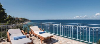 Gorgeous home in Prigradica with WiFi