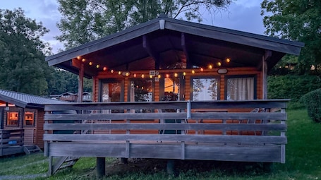 Terrace/patio. Etoile Comfort 2p - One Bedroom Chalet, Sleeps 2