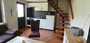 Refrigerador, horno, placa de cocina, lavavajillas