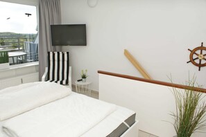 2 Schlafzimmer, Reisekinderbett, WLAN