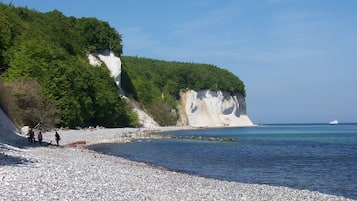 In Strandnähe, Liegestühle