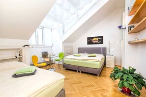 2 Schlafzimmer, Bügeleisen/Bügelbrett, WLAN, Bettwäsche