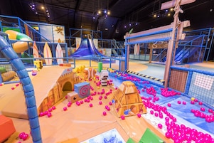 儿童活动区 - 室内