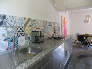 Fridge, oven, stovetop, dishwasher - cortijo alhaja del cerro blanco in the natural park cabo de gata (los albaricoques)