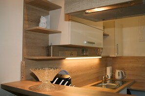 Fridge, microwave, oven, stovetop - Holiday house on the outskirts of Klagenfurt with a wonderful view (Klagenfurt am Wörthersee)
