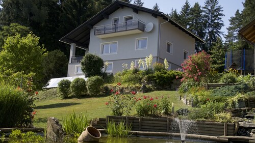 Holiday house on the outskirts of Klagenfurt with a wonderful view