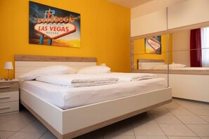 3 chambres, bureau, Wi-Fi, draps fournis