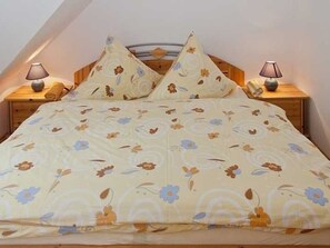 2 habitaciones, cuna de viaje, wifi y ropa de cama 