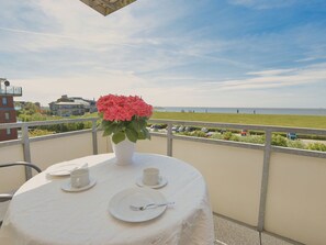 Immagine non classificata, 2 di 18, pulsante