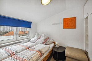2 Schlafzimmer, Bügeleisen/Bügelbrett, kostenloses Internet