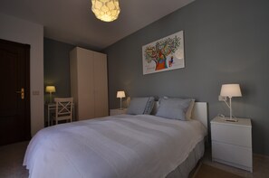 1 多间卧室、熨斗/熨衣板、免费 WiFi、床单