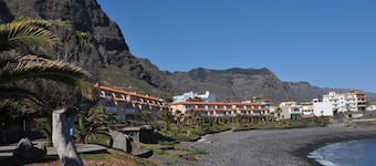 Neu 2012 Apartment in La Caleta de Interian. Garachico