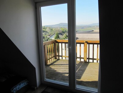 Atelierloft with "Tuscan" view in the Vordereifel; Nearby Laachersee