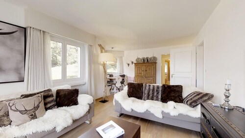 Moderne 3 ½ -Zimmerwohnung in der 1.
