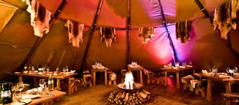 Noites Aconchegantes na Cabana, Junto à Lareira e na Sauna Finlandesa a Lenha